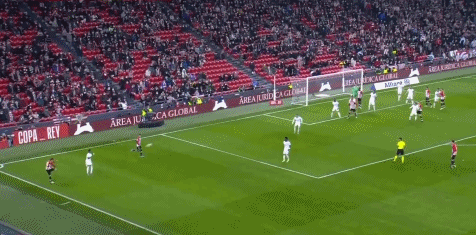 BBC：前曼城球员巴顿因社媒攻击性言论被判6个月监禁