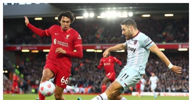 中国澳门球员：澳门联赛球员平均每场收入约445-890元人民币